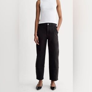 Everlane The Utility Barrel Jean in Washed Black